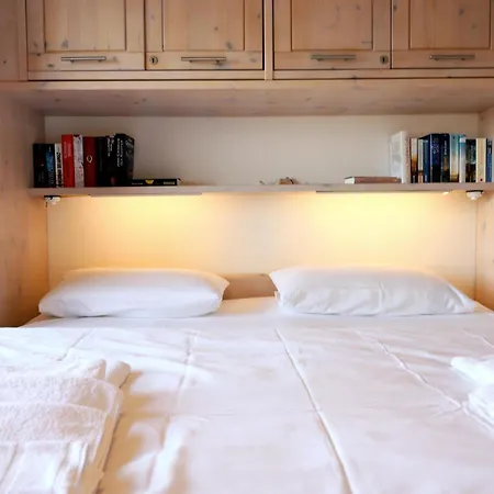 Appartement Schoenes Neues Hochwertig Renoviertes 2-zimmer In Der 4. Etage. Westerland